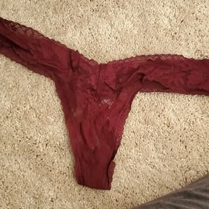 Maroon thong